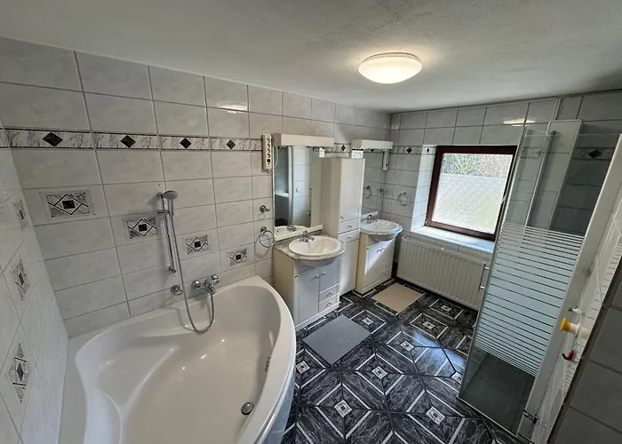 Suites11 Com - Contactless Check-in Schlusslberg